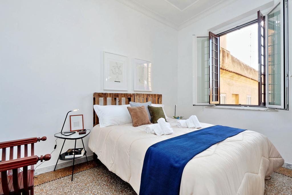Piazza Capponi Apartment Rome Bagian luar foto