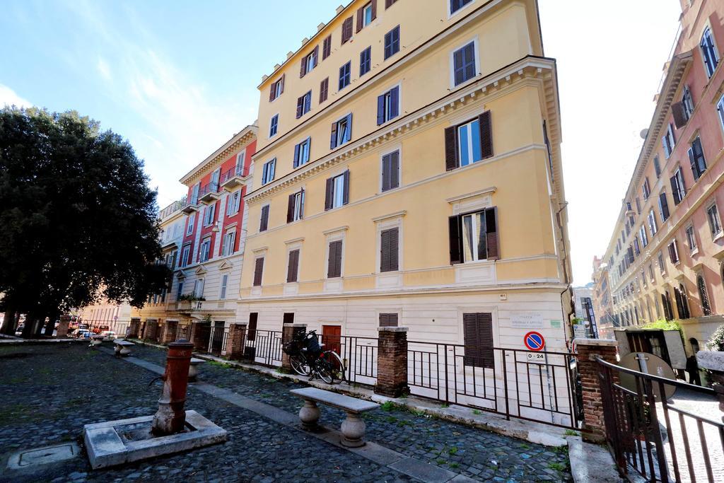 Piazza Capponi Apartment Rome Bagian luar foto