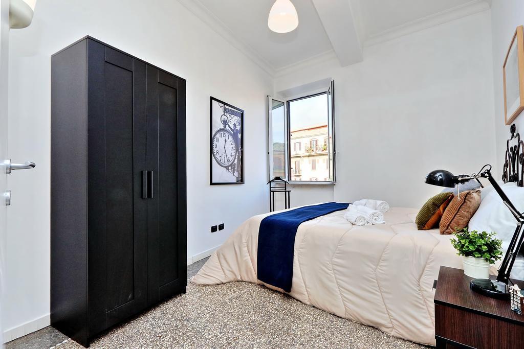 Piazza Capponi Apartment Rome Bagian luar foto